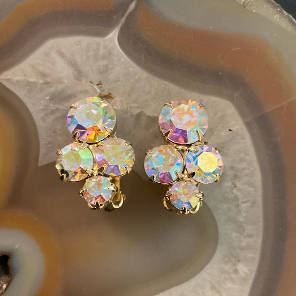 Authentic Original Vintage Style Jewelry - Sold in Bundle Vintage AB clip on earrings EUC 1”